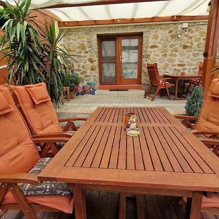 Apartmán Virag Apartmanhaz Šoproň