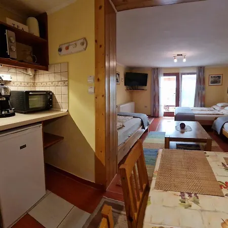 Apartmán Virag Apartmanhaz