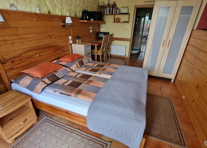 Virag Apartmanhaz Apartmán *