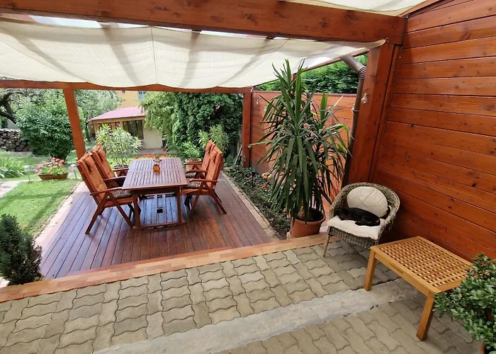 Virag Apartmanhaz Šoproň